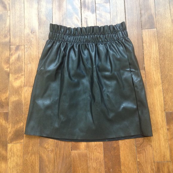 Divided by H&M - Faux Leather Paper-bag Skirt - Picture 5 of 8